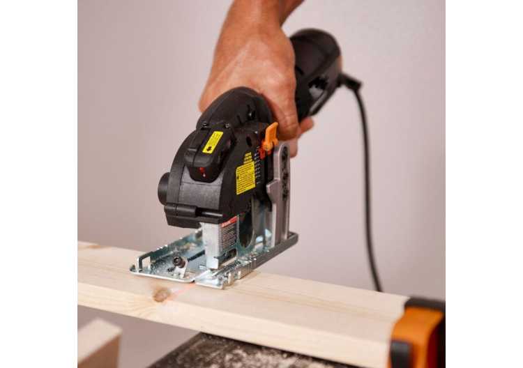 3-3/8" COMPACT CIRCULAR SAW WITH LASER GUIDE TECHNOLOGY
